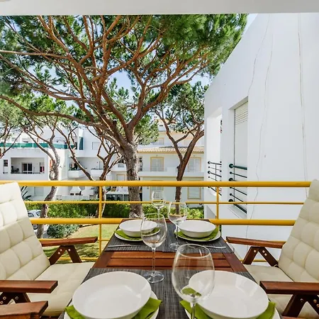 Aldeia Açoteias * Olhos de Agua (Albufeira)